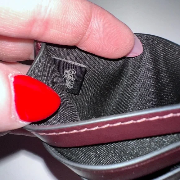 Coach Slim ID Case - Picture 6 of 7